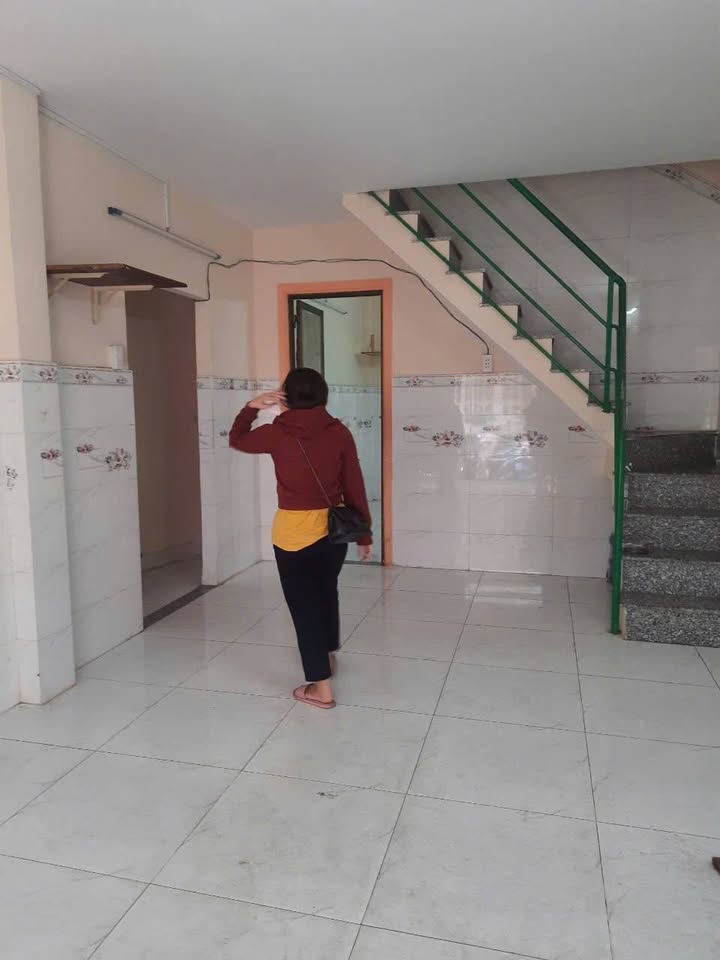 Nhà thuê Quận 11 - 45m² giá 9 triệu - Hẻm an ninh, yên tĩnh!