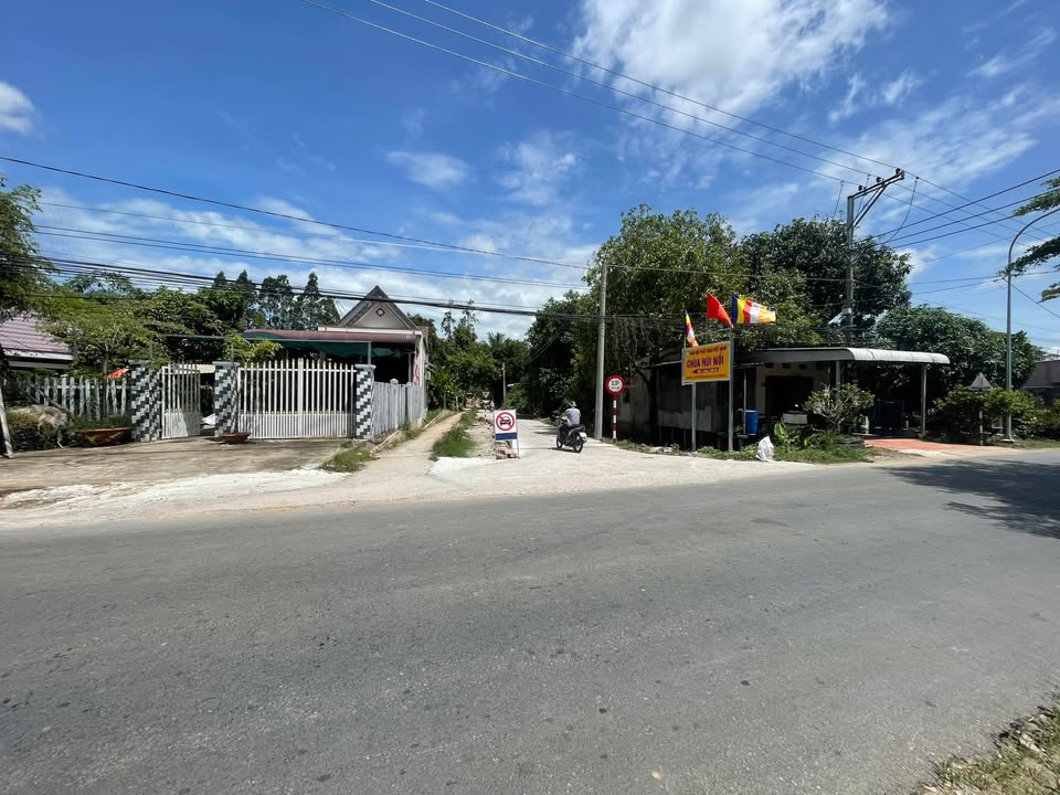 Đất vườn 2000m² tại Tân Thạnh, Thới Lai - Giá chỉ 700 triệu, đầu tư tiềm năng!