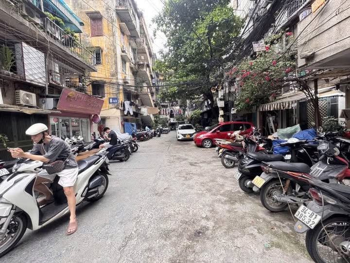 Căn hộ tập thể tầng 1 phố Vọng Hà 50m² - Đầu tư sinh lời tiềm năng!