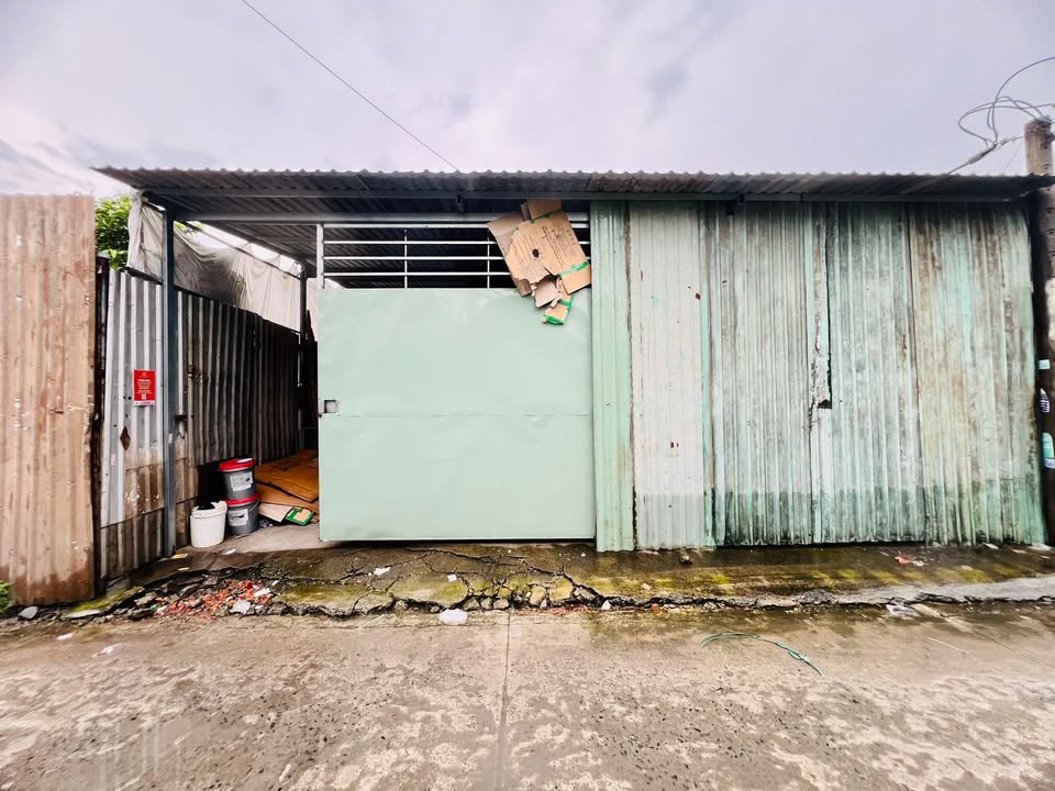 Nhà bán Bình Chánh 385m² giá 8 tỷ - Vị trí đẹp, tiềm năng lớn!