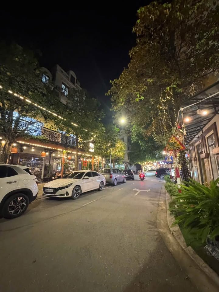 Nhà phố Lacasta Văn Phú 73m² giá 20 tỷ - Cơ hội sở hữu duy nhất!