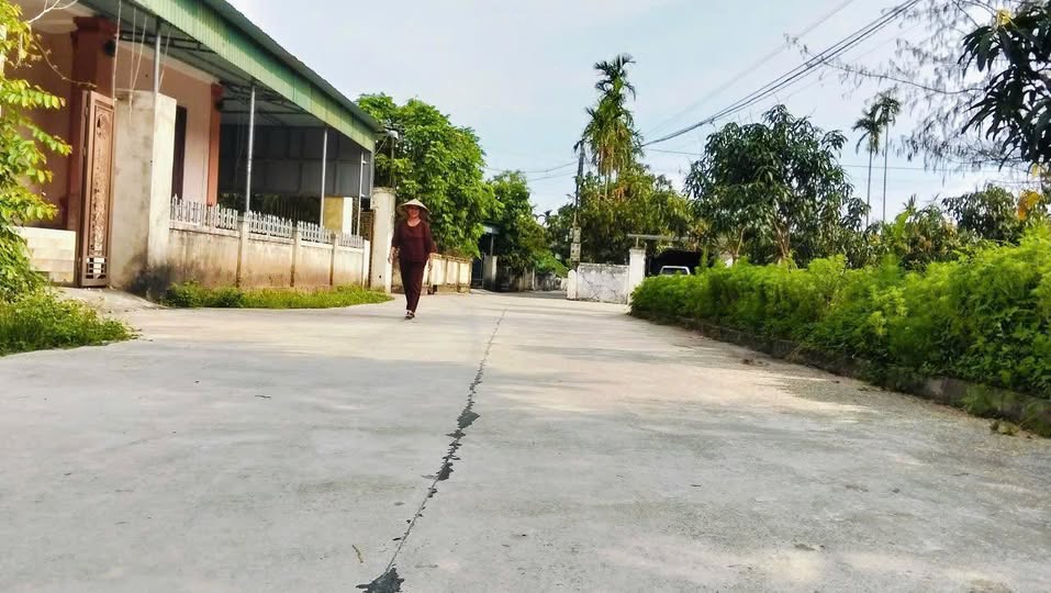 Đất 2 mặt tiền Thạch Lạc, Hà Tĩnh 122.6m² giá 1.2 tỷ - Đầu tư sinh lời ngay!