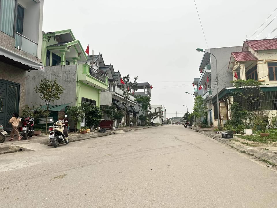 Lô đất đẹp tại Quảng Cư, Sầm Sơn 88,75m² giá chỉ 1.5 tỷ - Đầu tư sinh lời!