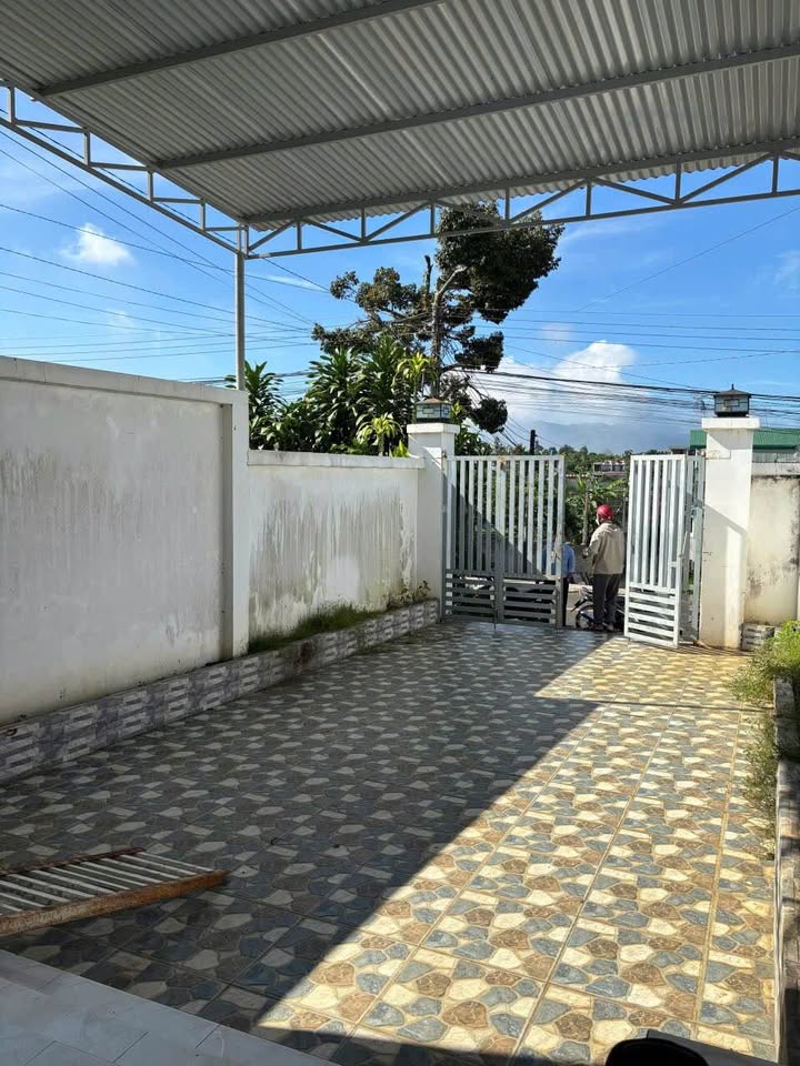 Nhà cho thuê mặt tiền Nguyễn Hữu Chỉnh, Bảo Lộc - 2PN, 4 triệu/tháng