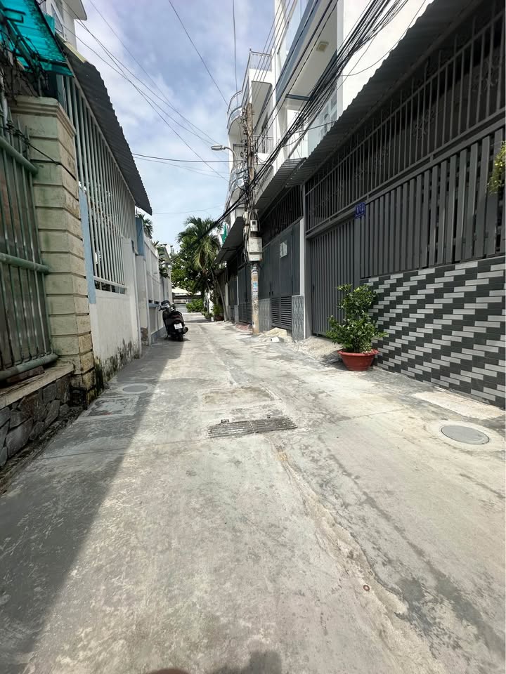 Đất hẻm Tuệ Tĩnh Lộc Thọ Nha Trang 70m² - Xây dựng tự do gần biển!