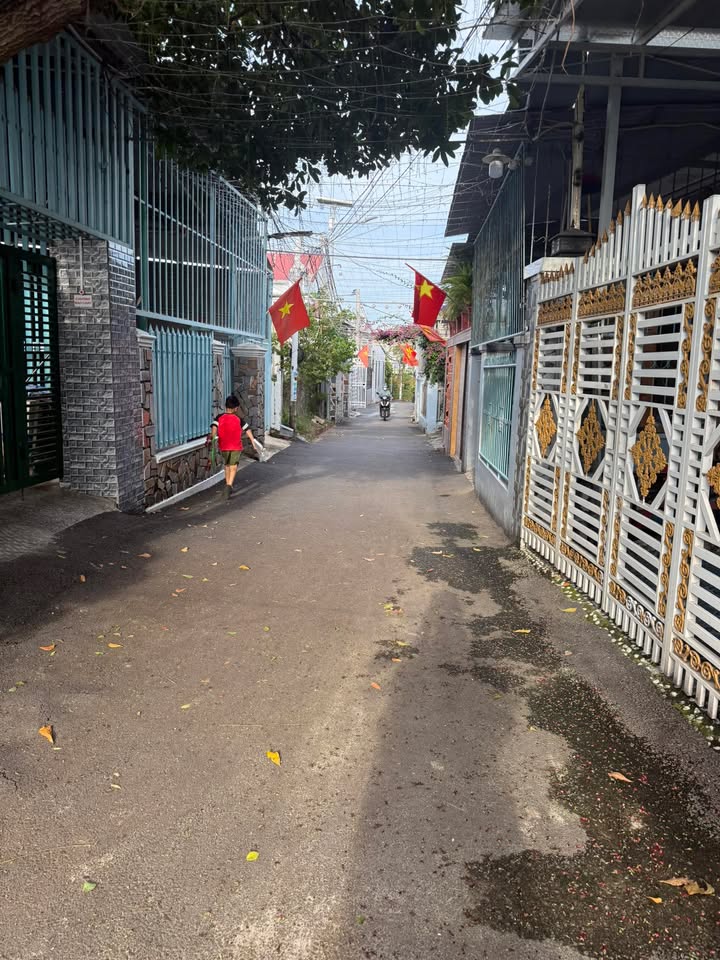 Đất nền Cam Phú 139m² giá 300 triệu - Bán nhanh, sổ hồng chính chủ!