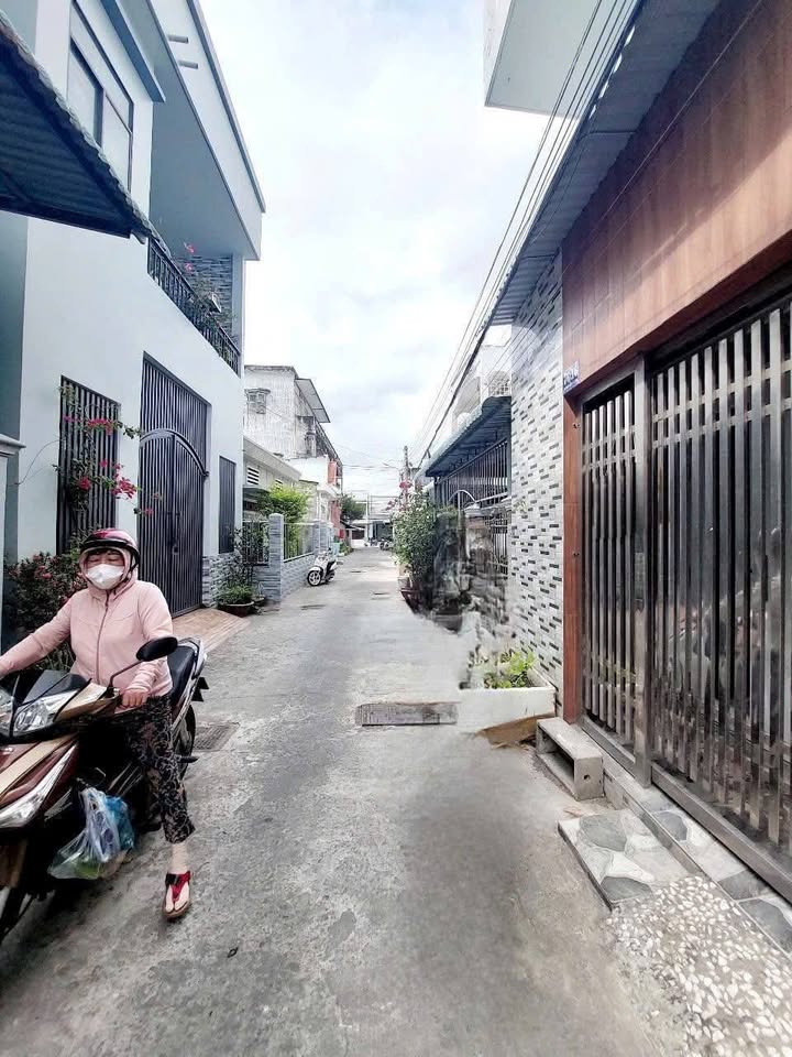 Nhà 4 tầng hẻm 76 Mai Thanh Thế, TP. Sóc Trăng - Nội thất cao cấp, giá 2.2 tỷ!