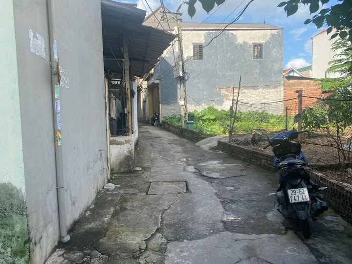 Nhà phố Lệ Chi Gia Lâm 128m² giá 4.8 tỷ - Đầu tư lý tưởng!