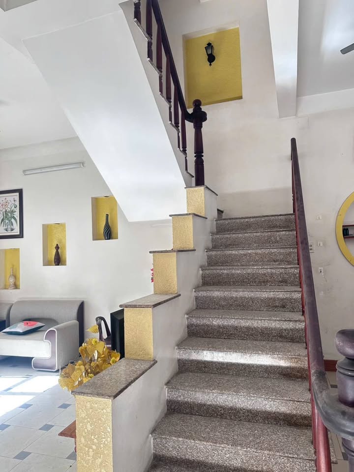 Nhà hẻm 6 Trần Hưng Đạo Long Xuyên 55m² giá chỉ 1.7 tỷ - Nội thất cao cấp!