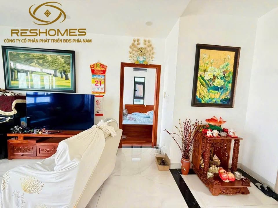 Căn hộ Penthouse Topaz Twins Biên Hòa 156m² giá 35 triệu - Nội thất cao cấp, view hồ bơi tuyệt đẹp!