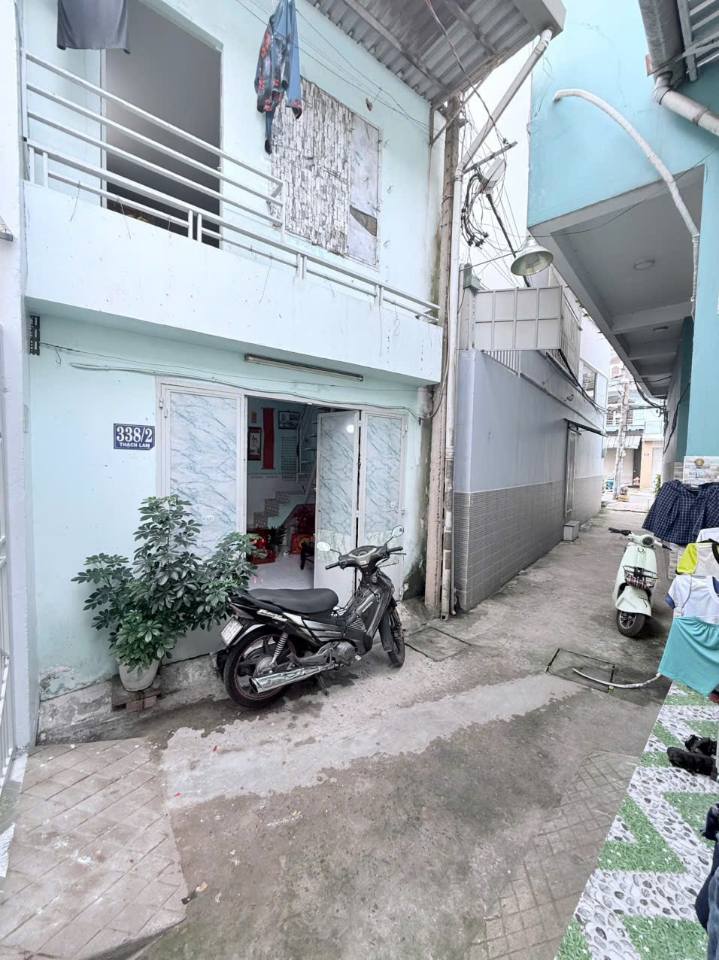 Nhà phố Tân Phú 36m² giá 2.75 tỷ - Sẵn sàng vào ở ngay!