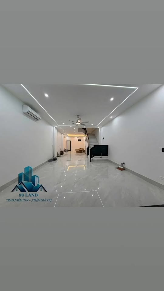 Nhà 3 tầng phường Bắc Giang 72m² giá 7 tỷ - Thiết kế hiện đại, đầy đủ tiện nghi!