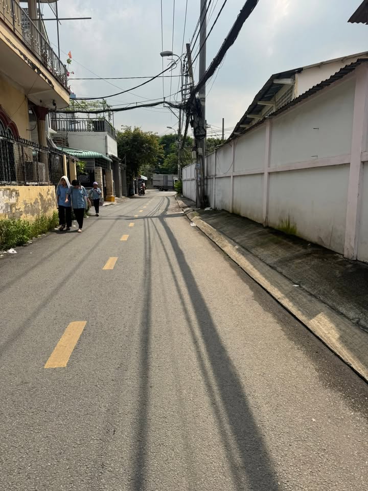 Đất thổ cư 176m² hẻm nhựa Đ.13 Linh Xuân, Thủ Đức - Giá chỉ 6.8 tỷ!