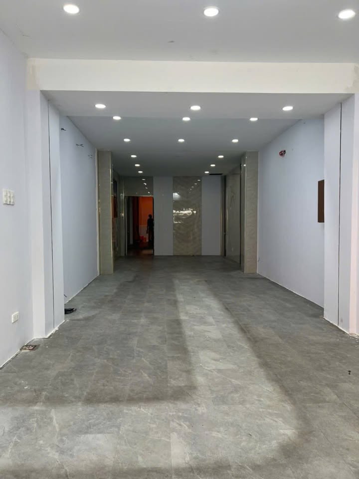 Nhà Mặt Tiền Kinh Doanh Lý Phục Man 96m² giá 25 triệu - Địa điểm lý tưởng cho thuê!
