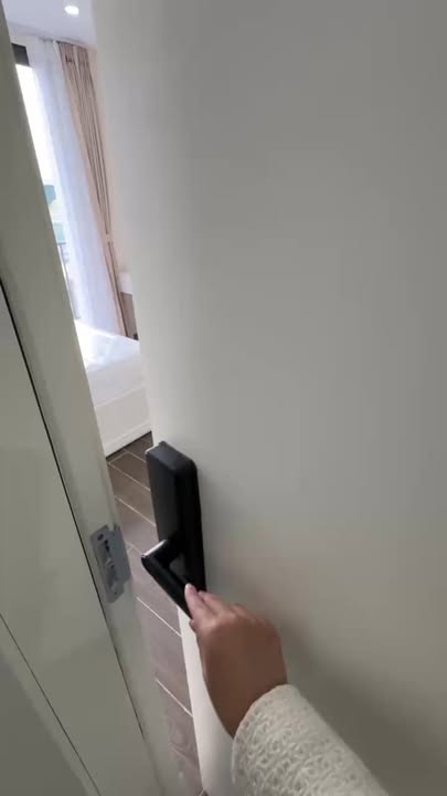 Nhà riêng cho thuê Ngõ 318 Đê La Thành 25m² - Full nội thất hiện đại, nhận khách nước ngoài!