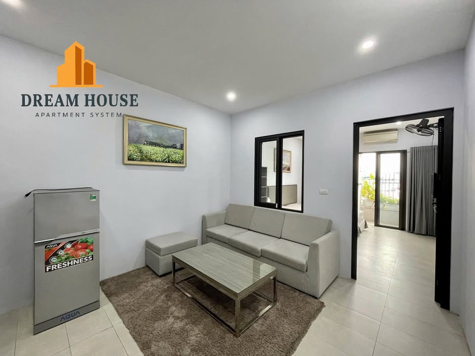 Nhà nhỏ cho thuê tại ngõ 165 Dương Quảng Hàm, 45m² giá 9 triệu - Sẵn sàng vào ở ngay!