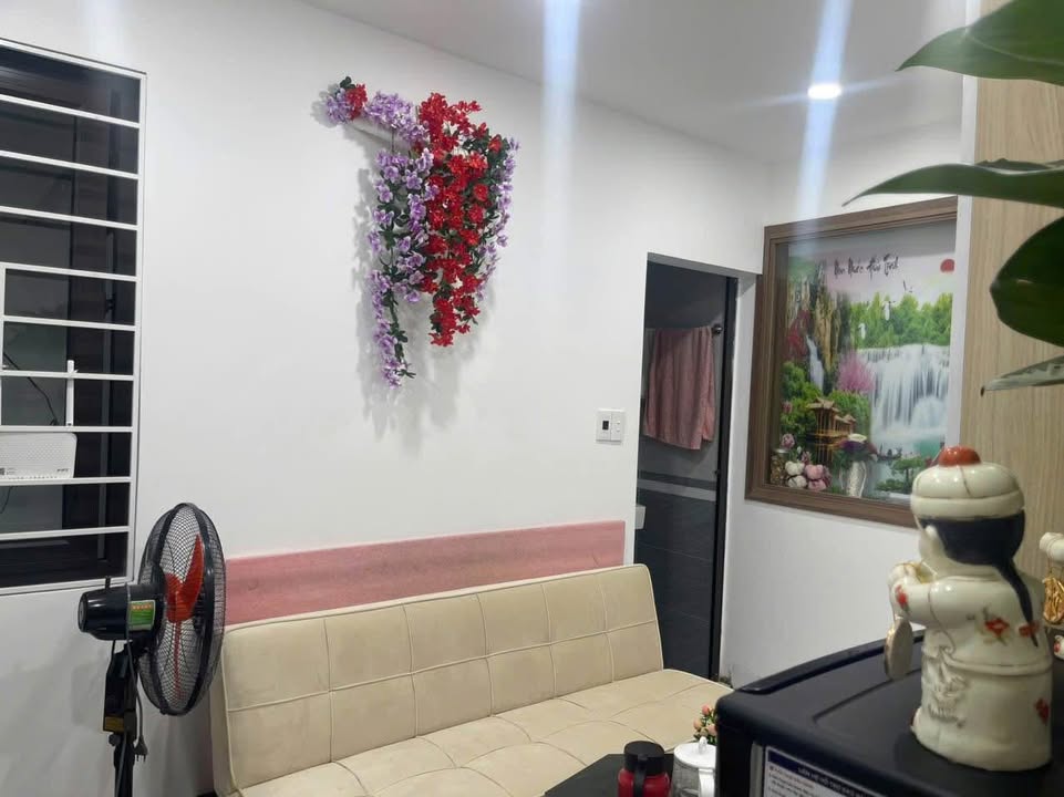 Căn hộ CCMN Mễ Trì 38m² giá 1.4 tỷ - Thiết kế hợp lý, an ninh tốt!