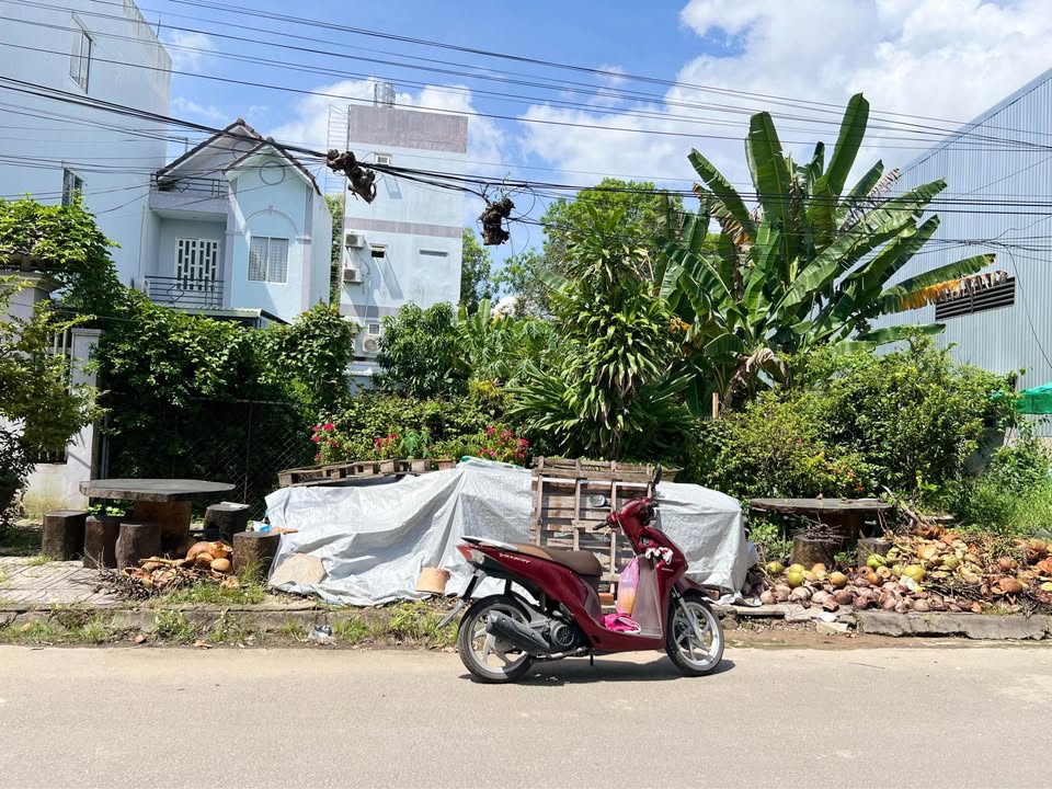 Đất nền đường Trần Văn Việt, Cần Thơ 225m² giá 7.4 tỷ - Vị trí đắc địa gần nhiều tiện ích