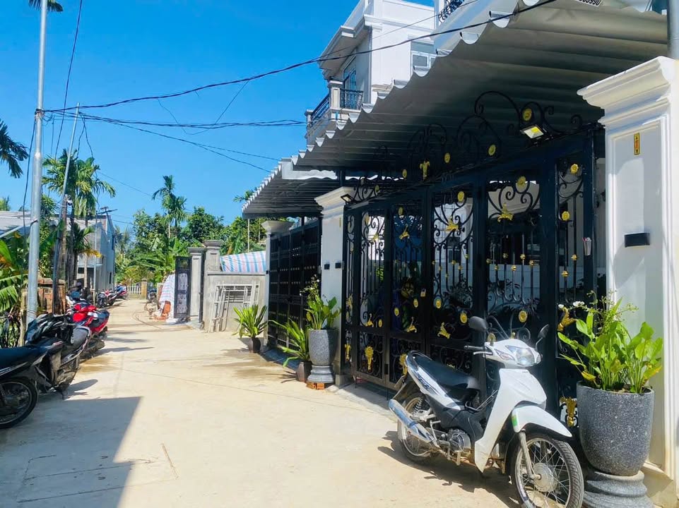 Đất nền Khu Phân Lô Chợ Mai, Phú Thượng 123m² giá 1.8 tỷ - Sổ hồng chính chủ, không lụt!