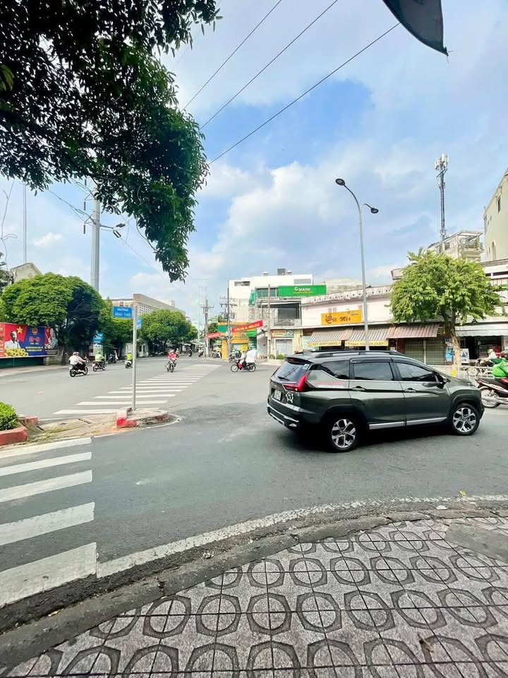 Nhà bán quận 6, Bình Thới 69m² giá 4 tỷ - Khu an ninh, gần UBND phường