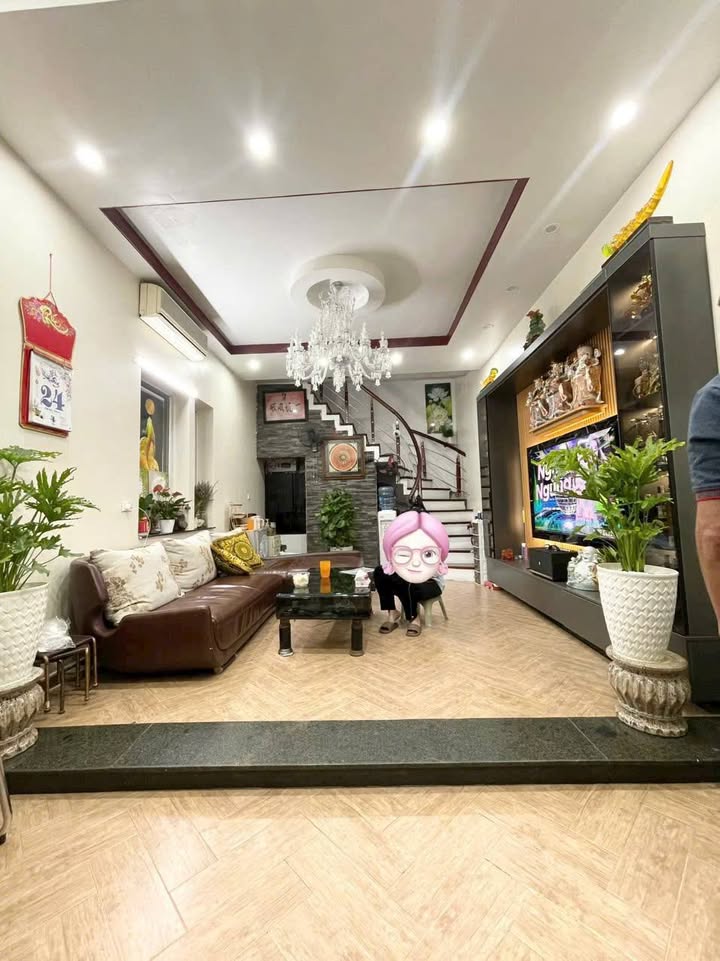 Nhà riêng Phúc Tân 40m² giá 7 tỷ - Sổ đỏ chính chủ, giao dịch ngay!