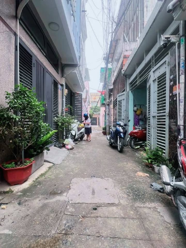 Nhà bán Tân Quý, Tân Phú 25m² giá 2.88 tỷ - Sổ hồng chính chủ, hẻm 4m