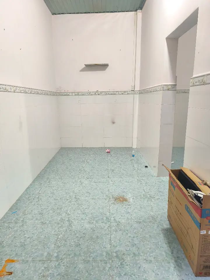 Nhà nguyên căn cho thuê hẻm 128 Huỳnh Tấn Phát, quận 7 - Giá chỉ 5 triệu/tháng!