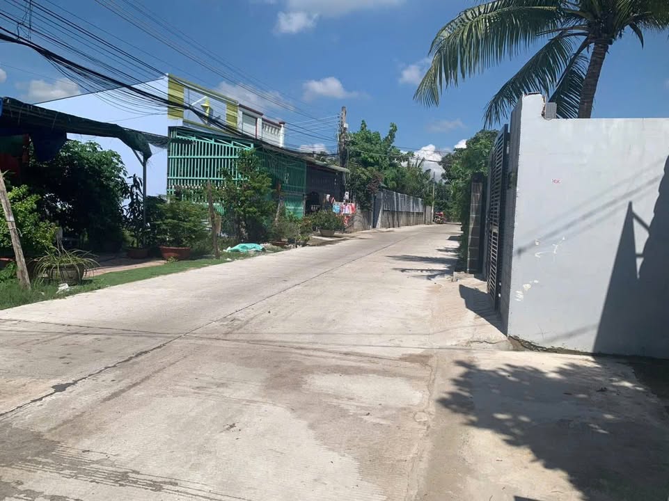 Đất mặt tiền Lê Lai - La Gi 120m² giá chỉ 1 tỷ - Cơ hội đầu tư hấp dẫn!