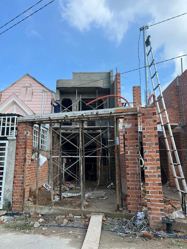 Nhà đẹp 96m² tại P. Tương Bình Hiệp, Thủ Dầu Một - Giá chỉ 2.95 tỷ!