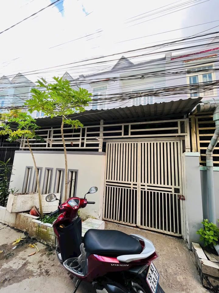 Nhà 2 tầng Tân Kim Cần Giuộc 100m² giá 2.35 tỷ - Chính chủ bán gấp!