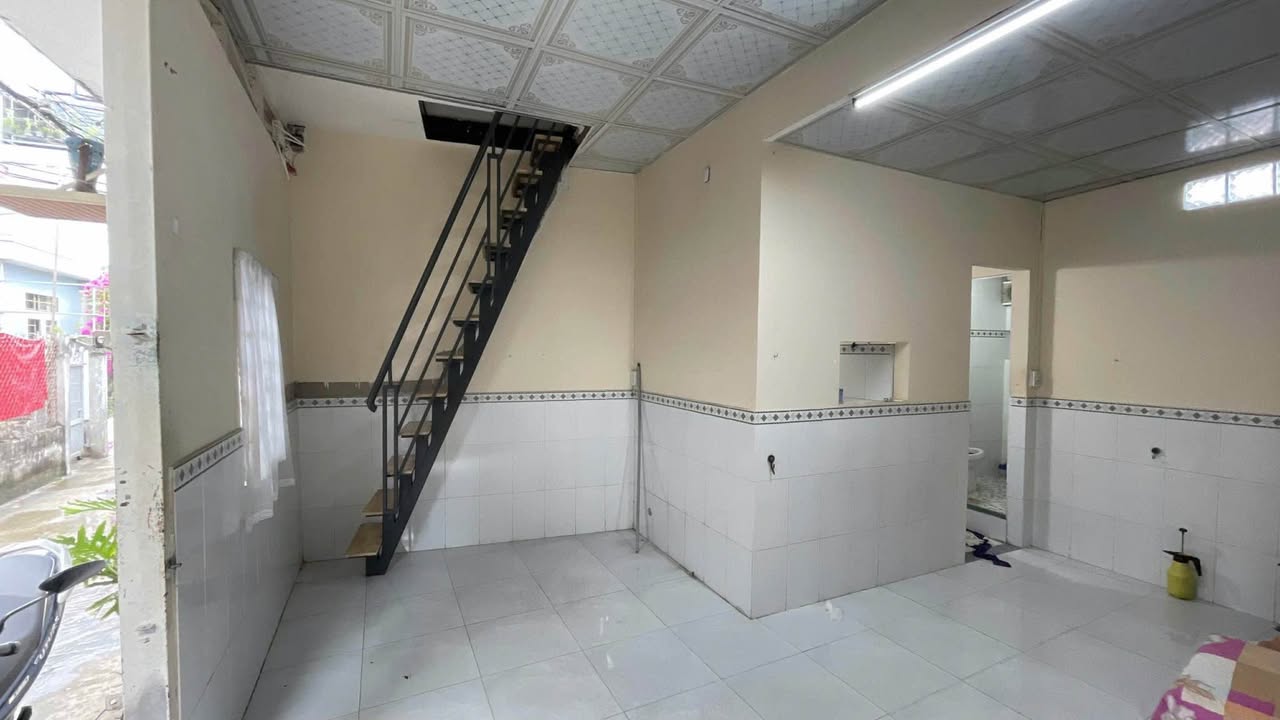 Nhà cho thuê tại Phường 6, TP Bến Tre 2PN giá 2.5 triệu - Sẵn sàng vào ở ngay!