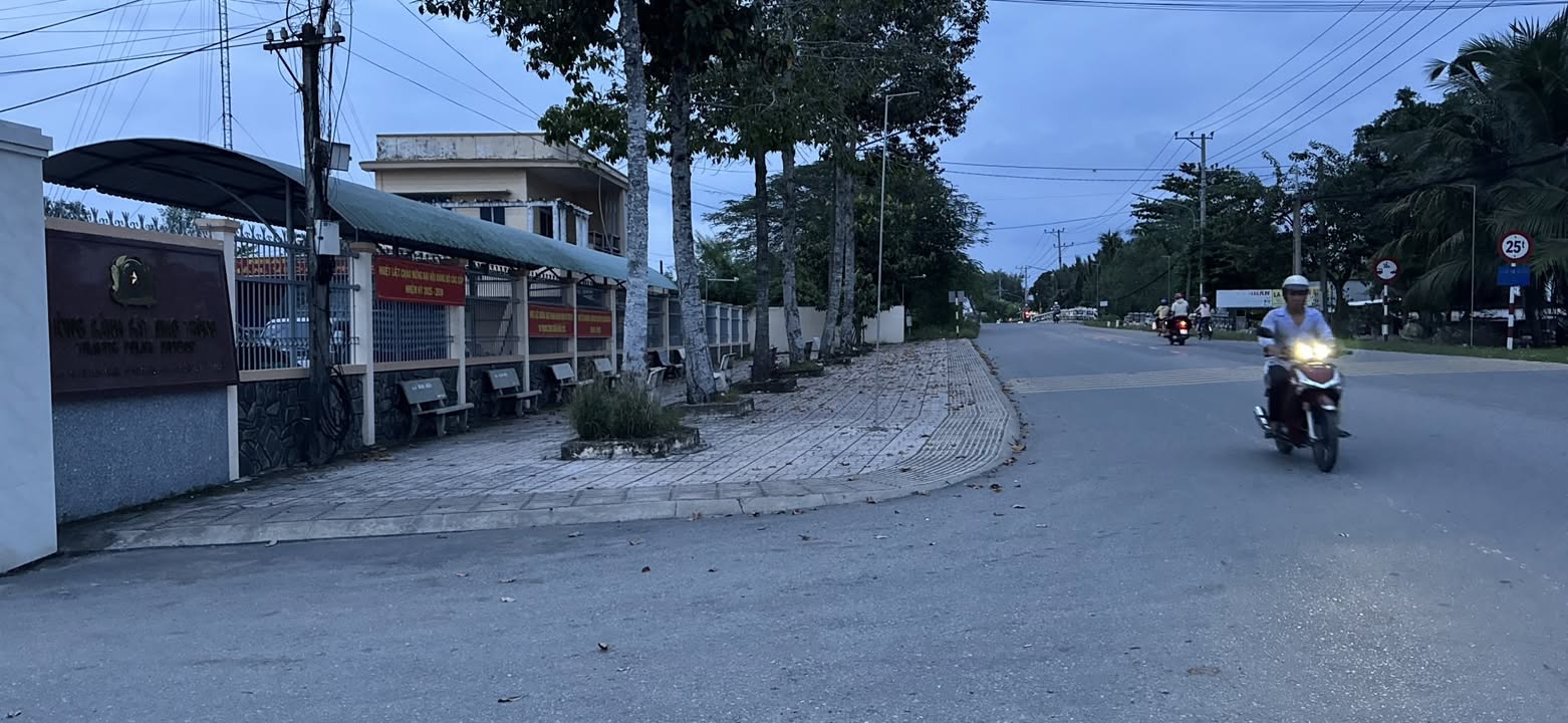 Kho xưởng mặt tiền đường Vành Đai phường Phú Khương, Bến Tre 530m² giá 3.45 tỷ - Cơ hội đầu tư tuyệt vời!