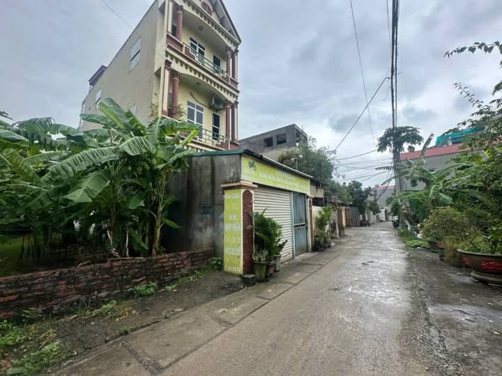 Đất nền trục chính Nhuế Khúc - Hùng Vương 84.5m² giá 3.26 tỷ - Sổ hồng sang tên ngay!