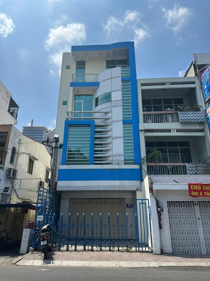 Nhà Góc 2 Mặt Tiền 69 Nguyễn Thông, Quận 3 Diện Tích 148m² - Cho Thuê Nguyên Căn 150 Triệu/Tháng