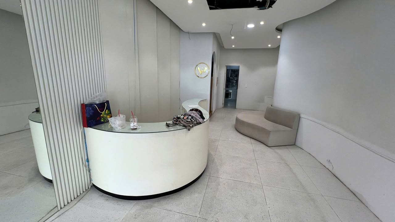 Nhà phố Tân Định, Quận 1, diện tích 72m² - Sẵn Decor, kinh doanh ngay!