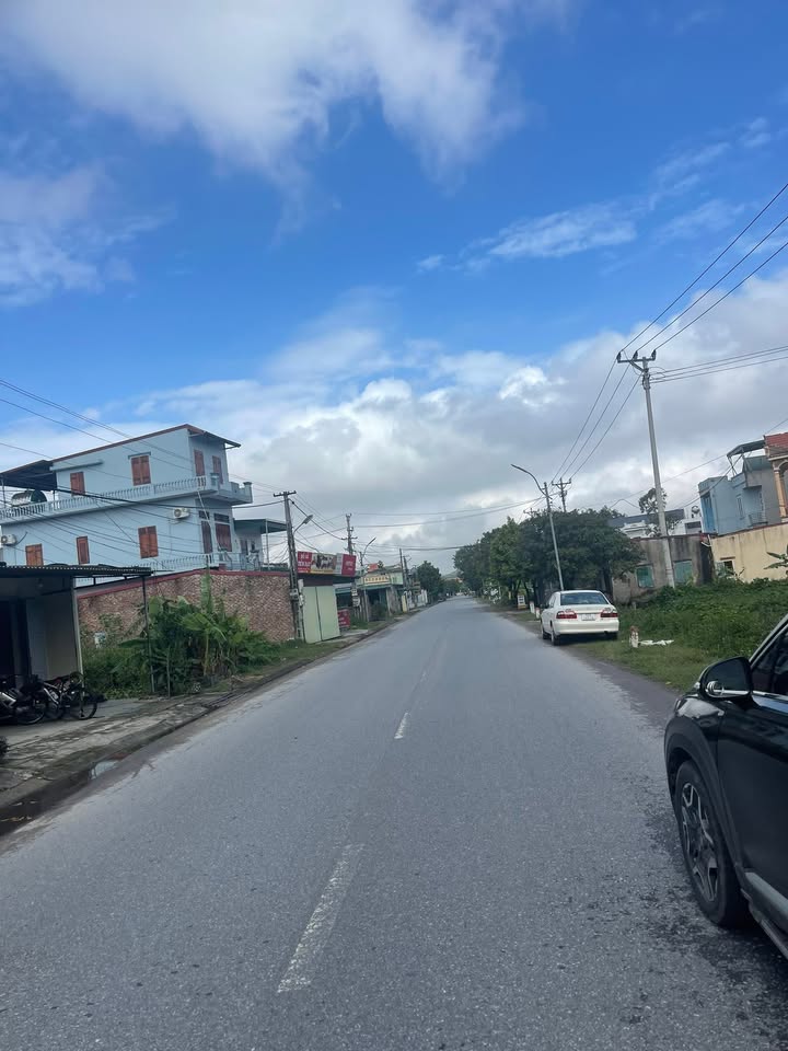 Đất kinh doanh mặt tiền Quốc lộ 37B tại Vạn Thắng, Ý Yên 200m² - Cơ hội đầu tư tuyệt vời!