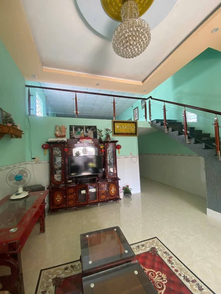 Bán nhà 3 mặt tiền xã Bình Minh 105m² giá 1.55 tỷ - Sổ đỏ chính chủ!