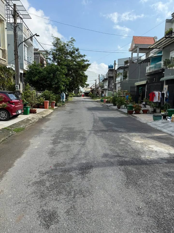 Đất thổ cư Bửu Hòa 90m² giá 2.9 tỷ - Giao thông thuận lợi!