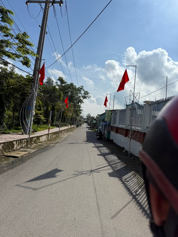 Đất nền Nhơn Trạch 99m² giá chỉ 500 triệu - Sổ đỏ chính chủ, đường ô tô rộng rãi!