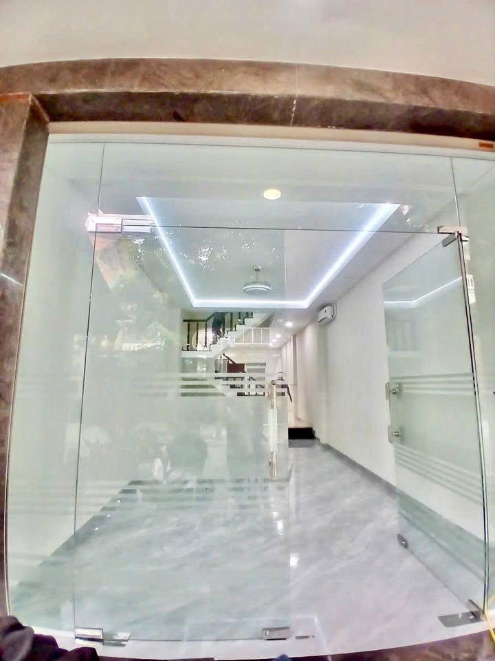 Nhà cho thuê đường số 32, Bình Tân 64m² giá 20 triệu - Nhà mới đẹp, thích hợp làm văn phòng!