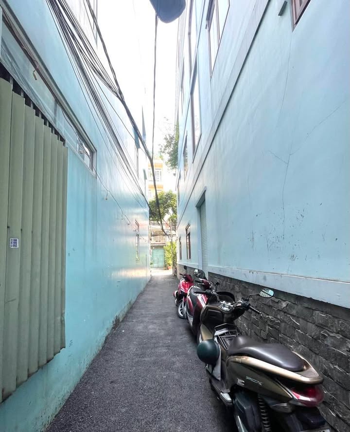 Nhà bán Hẻm 1 Sẹc Nguyễn Sỹ Sách, Quận Tân Bình 32m² giá 4.2 tỷ - Vị trí đắc địa