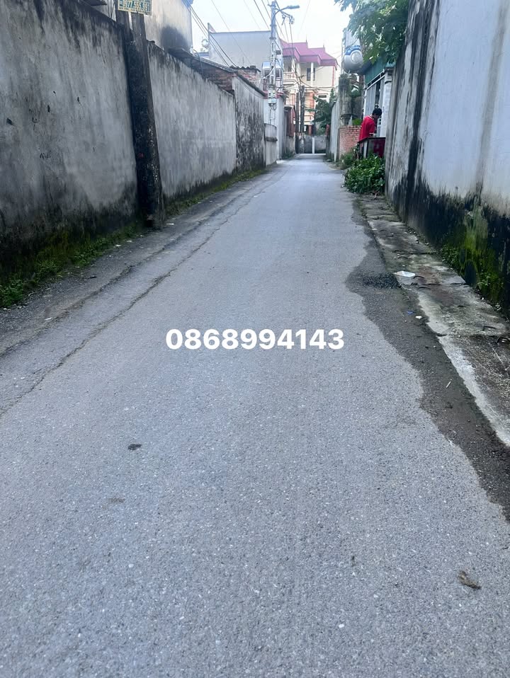 Đất thổ cư Đông Bích Động 135m² giá 2.05 tỷ - Vị trí trung tâm, ô tô tải vào tận nơi!