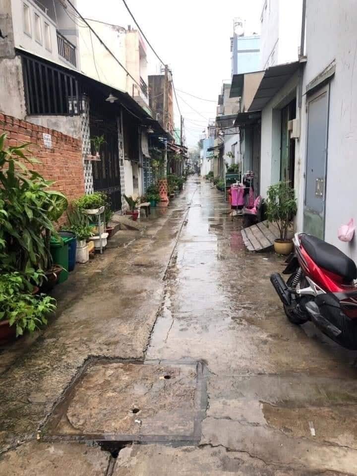 Cho thuê nhà trọ 22m² tại hẻm 146 Kênh Tân Hóa, Phú Trung - Giá chỉ 3 triệu/tháng!