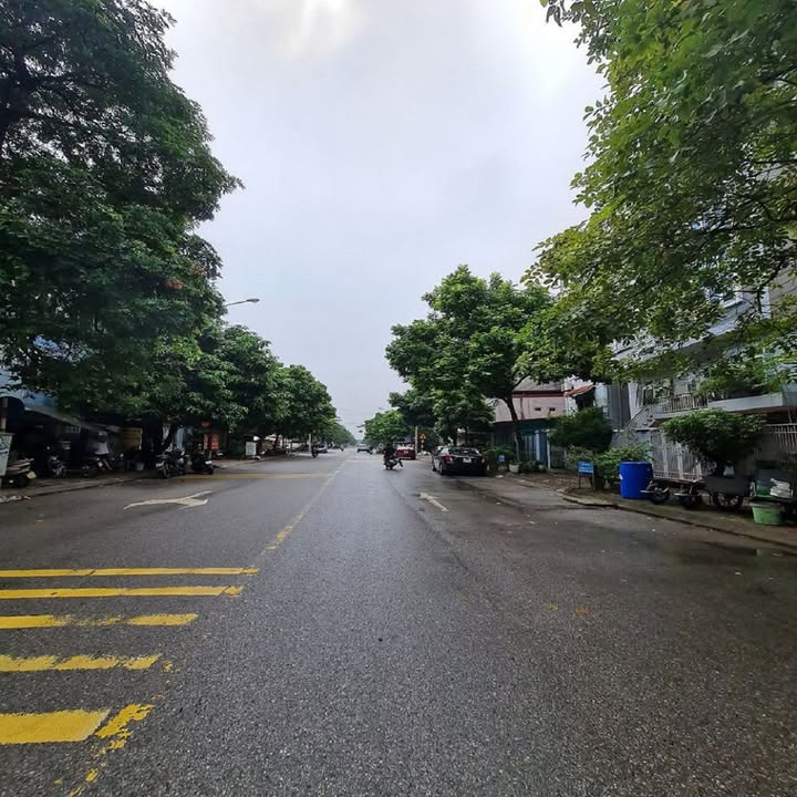 Bán đất xã Gia Lâm 202m² giá đầu tư - Vị trí đẹp gần Vincom