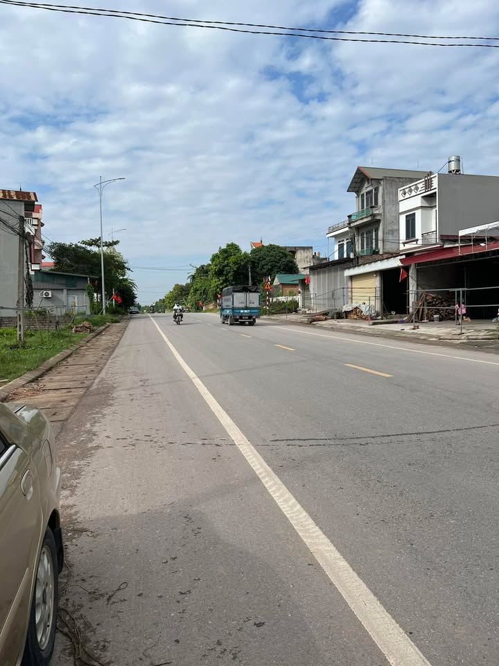 Lô đất 90m² xã Ngọc Châu, Tân Yên chỉ 2 tỷ - Đầu tư sinh lời tốt!