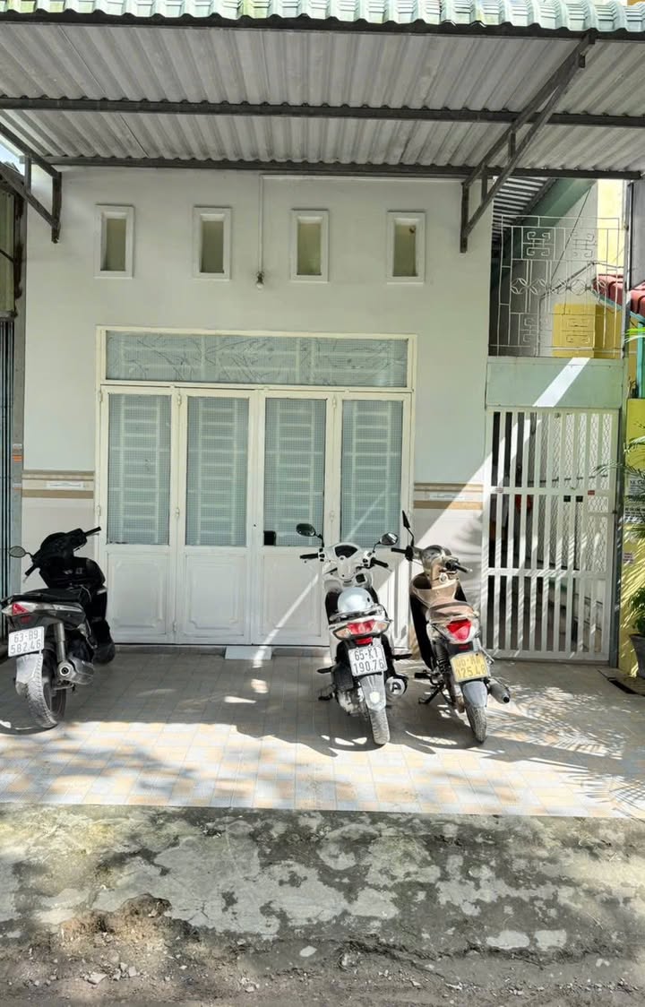 Phòng trọ An Khánh Cần Thơ 20m² giá 2.3 triệu - Sẵn máy lạnh và free wifi!