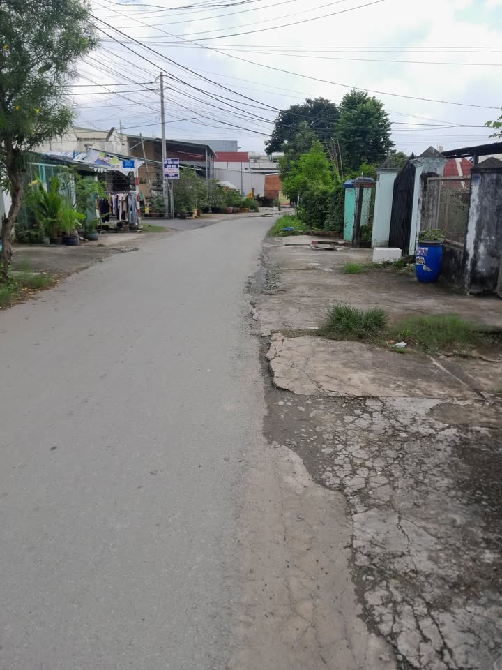 Nhà mặt tiền nhựa Hòa Phú, Bình Mỹ, Củ Chi 120m² giá 3 tỷ - Đầu tư sinh lời tuyệt vời!