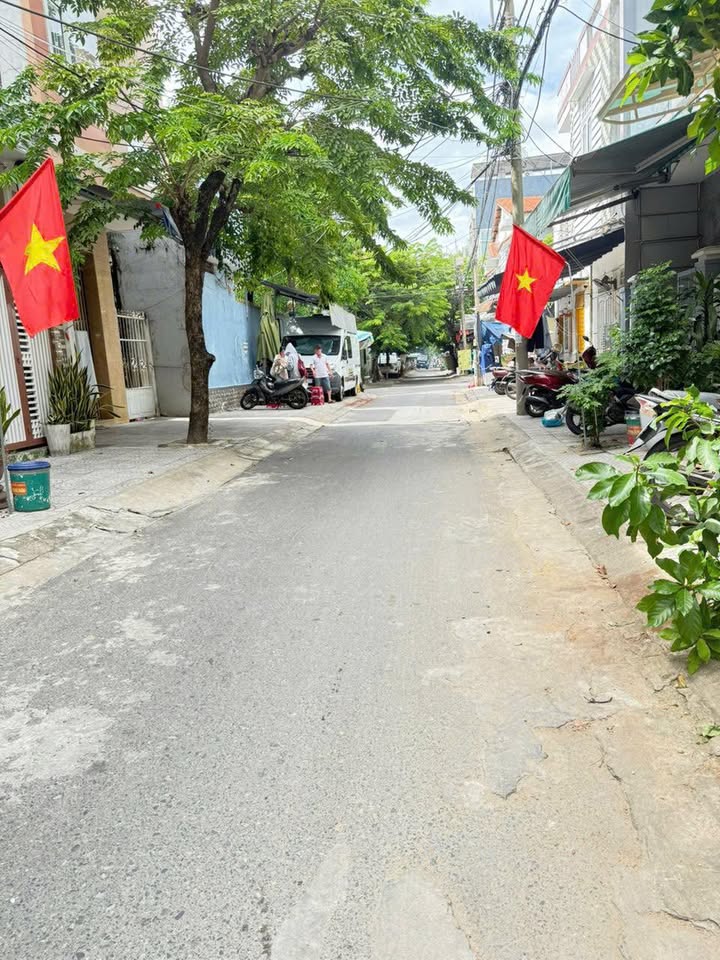 Nhà 2 tầng đường Tôn Thất Thiệp, Mỹ An 59.8m² giá 7 tỷ - Đầu tư sinh lời ngay!