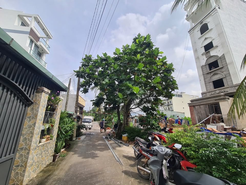 Đất Hẻm 140/40 Vườn Lài, Quận 12 - Diện tích 103m², Giá 7.6 tỷ - Cơ hội đầu tư không thể bỏ qua!