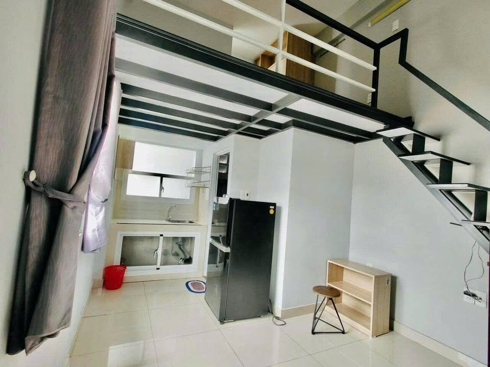 Phòng trọ Tân Thuận Tây 20m² giá 4.9 triệu - Tiện nghi đầy đủ, giờ giấc tự do!